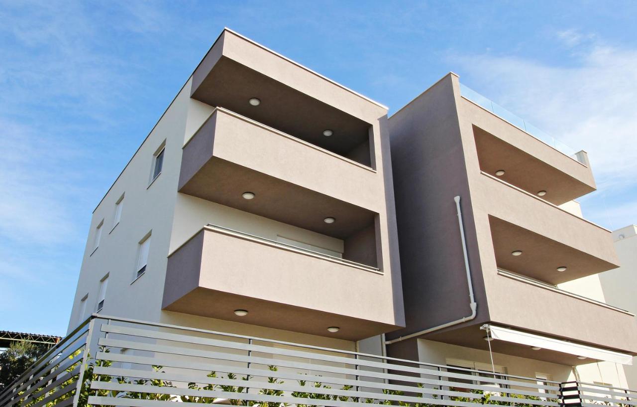 Blue Lagoon Apartments Задар Экстерьер фото